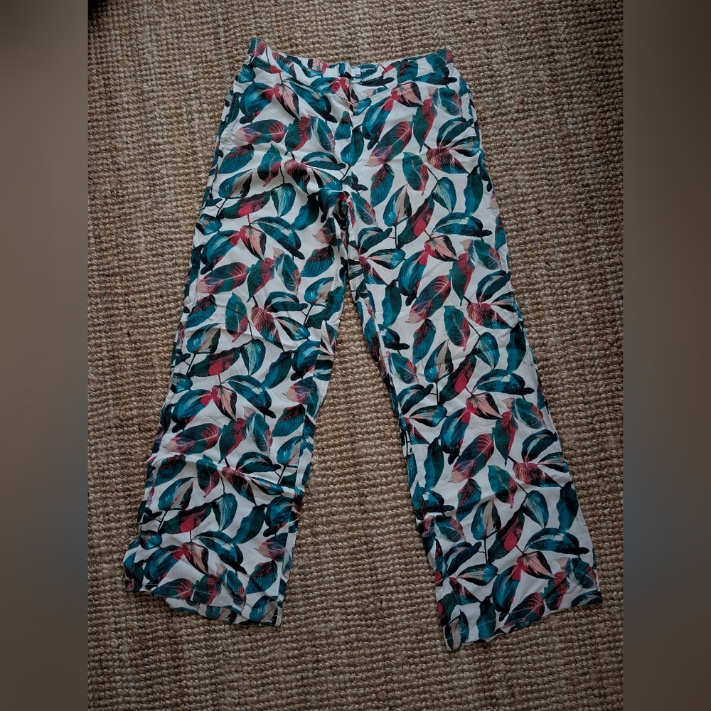 Floral Leaf Print Pants